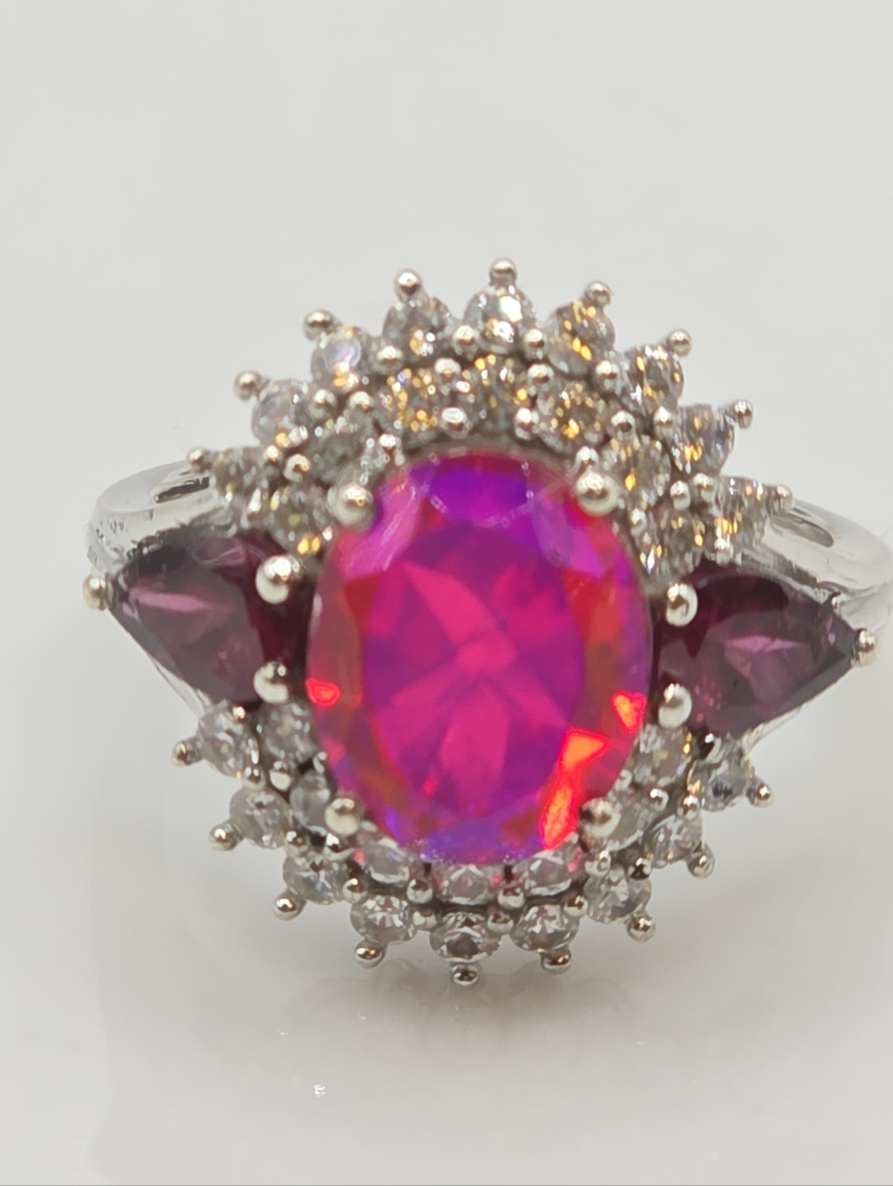 NWOT Rare Volcanic Quartz ,Garnet And White Topaz Ring